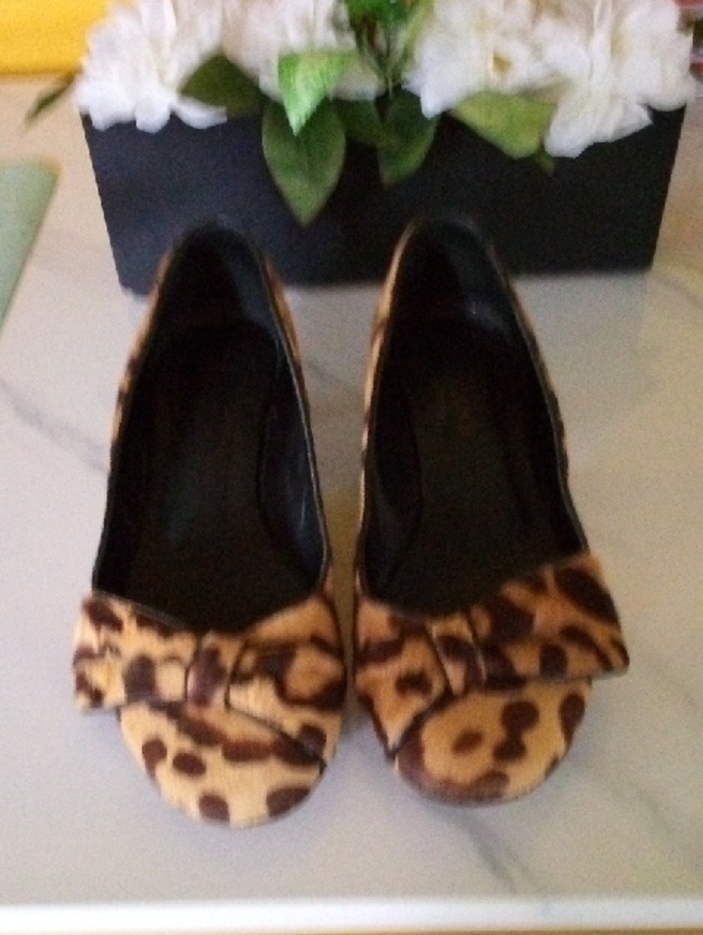 Valentino Garavani Leopard Print Bow Heels in Tan and Brown